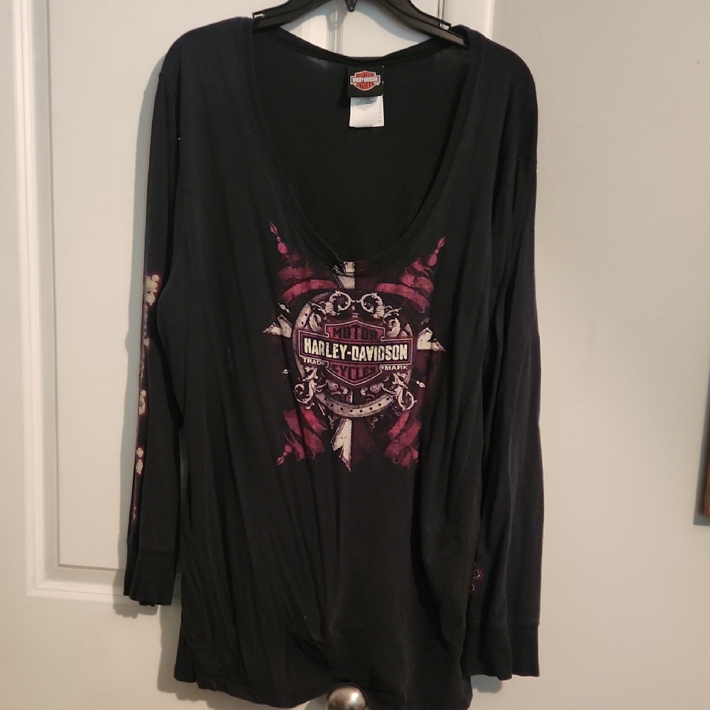 Harley-Davidson Women's Long Sleeve Top in Black and Pink